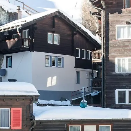 Дом отдыха Gemuetliches Chalet, 2 Min Vom Kirchplatz By Zermattstays Церматт